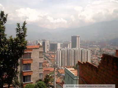 Panoramica del centro de Medellin desde el barrio Las Palmas
CEHAP 2001
Palabras clave: BARRIO LAS PALMAS MEDELLIN