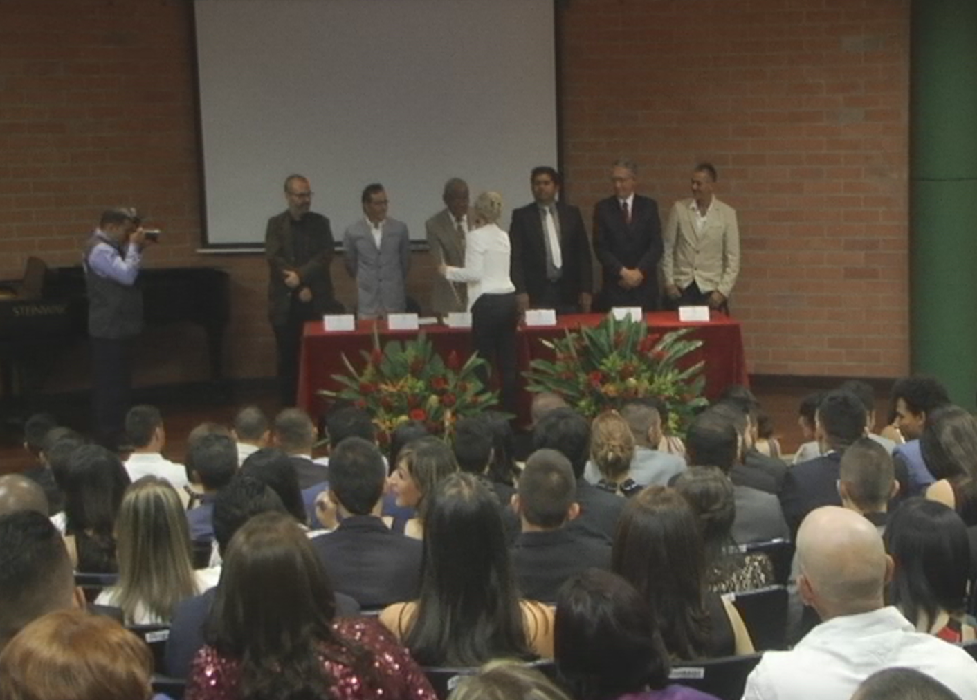 Listado de graduandos de la ceremonia del 12 de septiembre de 2017