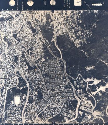 Fotografia aerea del barrio Castilla, 1983
CEHAP - FOTOGRAMETRIA ANALITICA LTDA.
1983
ESC.1:5370
Palabras clave: FOTOGRAFIA AEREA CASTILLA