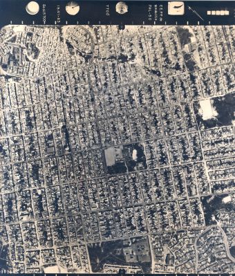Fotografia aerea del barrio Castilla, 1983
CEHAP - FOTOGRAMETRIA ANALITICA LTDA.
1983
ESC.1:5700
Palabras clave: FOTOGRAFIA AEREA CASTILLA