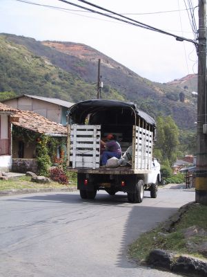 Vialidad del corregimiento de altavista
CEHAP, 2003
Palabras clave: CORREGIMIENTOS ALTAVISTA VIAS