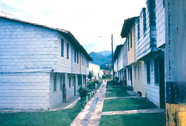 Construccion y mejoramiento de vivienda, Urbanizacion Pepe Sierra
CEHAP
PEVAL AT-PHP, 1988
Palabras clave: URBANIZACION PEPE SIERRA