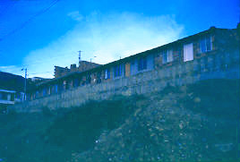 Viviendas ubicadas en zona pendiente, barrio La Libertad
CEHAP
PEVAL AT-PHP, 1988
Palabras clave: LA LIBERTAD