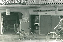 Vivienda con actividad comercial, Apartado
CEHAP
PEVAL 1983
Palabras clave: APARTADO
