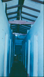 Corredor de inquilinato, Apartado
CEHAP
PEVAL, 1983
Palabras clave: INQUILINATOS