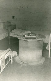Dormitorio compartido, Apartado
CEHAP
PEVAL, 1983
Palabras clave: VIVIENDA DE ALQUILER