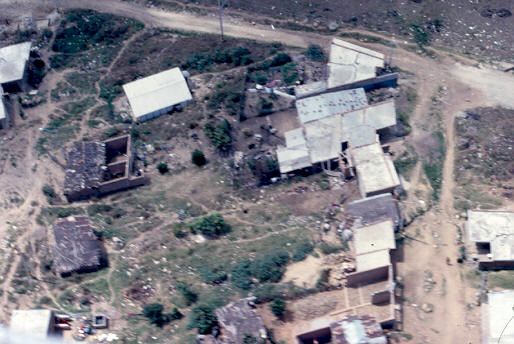 Proceso de autoconstrucción, barrio Aures
PEVAL 1988
Palabras clave: AURES