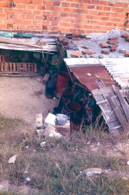 Vivienda desde arriba, barrio Aures
PEVAL 1988
Palabras clave: AURES