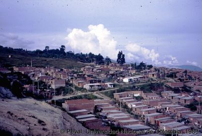 Vision panoramica del trazado urbano del Barrio Kennedy de Medellin
Peval, 1983
Palabras clave: LOTES CON SERVICIOS KENNEDY