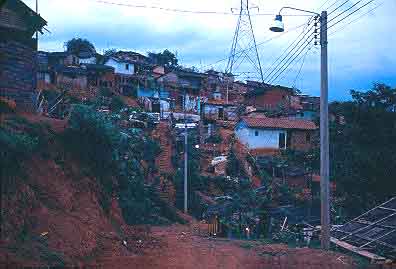 Panoramica del barrio 3 de Mayo
CEHAP
Gilma Mosquera 1983
Palabras clave: BARRIO 3 DE MAYO