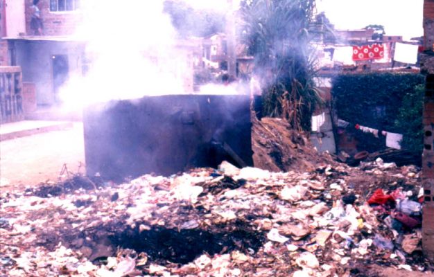 Basuras y problemas de contaminacion, barrio Popular, Medellin
CEHAP
PEVAL 1985
Palabras clave: ESPACIOS COLECTIVOS