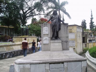Obra escultorica El buen Pastor, realizada por Constantino Carvajal, mausoleo Familia Alvaro Carvajal,  museo cementerio San Pedro
CEHAP, 2007
Palabras clave: CEMENTERIO PATRIMONIO
