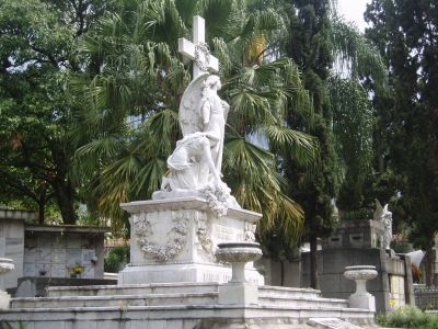 Mausoleo, museo cementerio San Pedro 
CEHAP, 2007
Palabras clave: PATRIMONIO CEMENTERIO SAN PEDRO