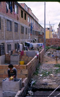 Adecuacion de patios  del proyecto de vivienda Ciudad Bachue en Bogota
PEVAL, Tova Solo, 1983
Palabras clave: Vivienda Progresiva ICT Bogota