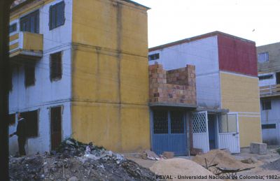 Viviendas terminadas del proyecto de vivienda Ciudad Bachue en Bogota
PEVAL, Tova Solo, 1983
Palabras clave: Vivienda en altura ICT Bogota