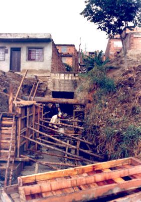 Obras para la canalización de la quebrada del Doce de Octubre
CEHAP 1988
Palabras clave: DOCE DE OCTUBRE