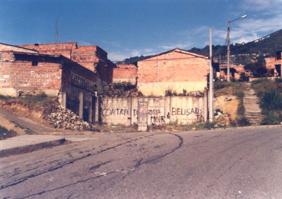Sistemas de excavación y contención del terreno para la construción de viviendas, barrio Doce de Octubre
CEHAP 1988
Palabras clave: DOCE DE OCTUBRE