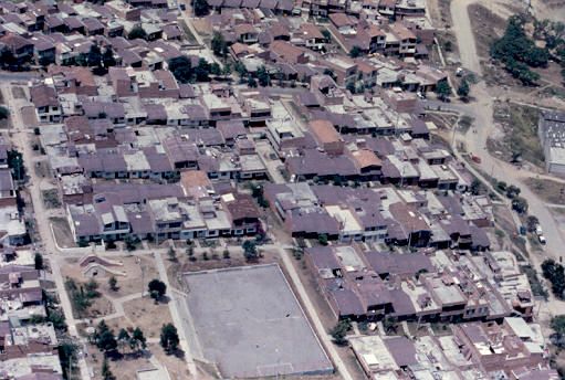 Panoramica del barrio El Diamante
PEVAL 1988
Palabras clave: EL DIAMANTE