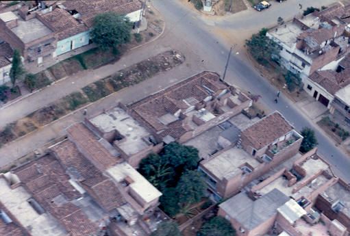 Vías de circulacion en el barrio El Diamante
PEVAL 1988
Palabras clave: EL DIAMANTE CALLES