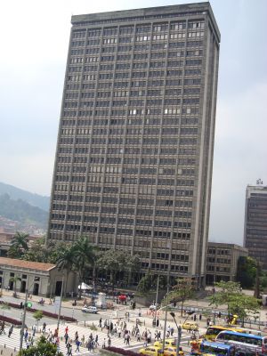 Edificio centro administrativo de la Alpujarra
CEHAP 2009
Palabras clave: ALPUJARRA MEDELLIN CENTRO ADMINISTRATIVO