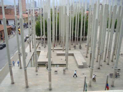 Estructura fisica plazoleta de las luces, antigua plaza de cisneros
CEHAP 2009
Palabras clave: PLAZA DE LA LUZ PARQUES MEDELLIN