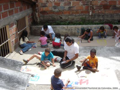 ninos y profes pintando un Mejor Futuro, Niquitao, Medellin
CEHAP
2006
Palabras clave: TALLER FRATERNIDAD NIQUITAO