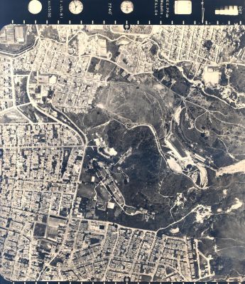 Fotografias aereas del barrio Belen Rincon, 1983
CEHAP - FOTOGRAMETRIA ANALITICA LTDA.
1983
ESC.1:5150
Palabras clave: FOTOGRAFIAS AEREAS BELEN RINCON