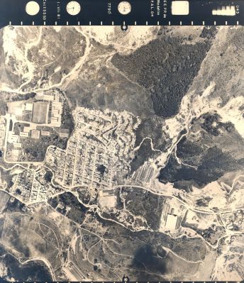 Fotografias aereas del barrio Belen Rincon, 1983
CEHAP - FOTOGRAMETRIA ANALITICA LTDA.
1983
ESC.1:5550
Palabras clave: FOTOGRAFIAS AEREAS BELEN RINCON
