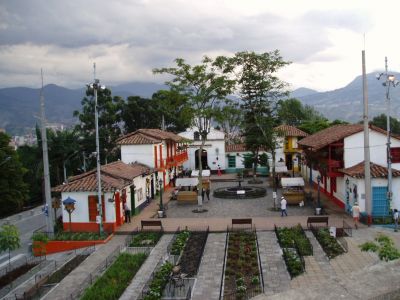 Replica de un pueblo antioqueno (pueblito paisa) ubicado en el Cerro Nutibara
CEHAP, 2008
Palabras clave: PUEBLITO PAISA