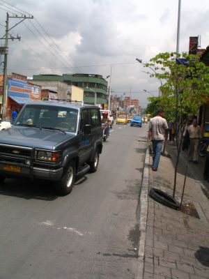 Calle en el centro de Medellin
Senia Salazar, 2008
Palabras clave: VIAS MEDELLIN