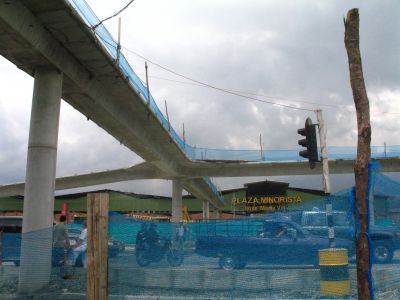 Estructura realizada en frente de la plaza minorista para construccion de Metroplus en Medellin
SENIA SALAZAR MALDONADO 2008
Palabras clave: ESTRUCTURAS METROPLUS MEDELLIN