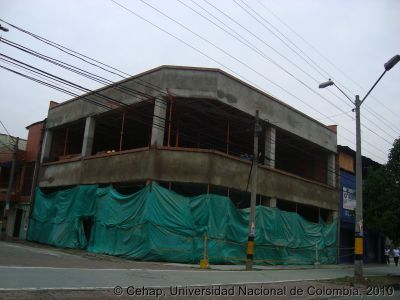 Construcción de locales comerciales en la Carrera 65 de Medellín
Cehap, 2010
Palabras clave: Comercio Construccion