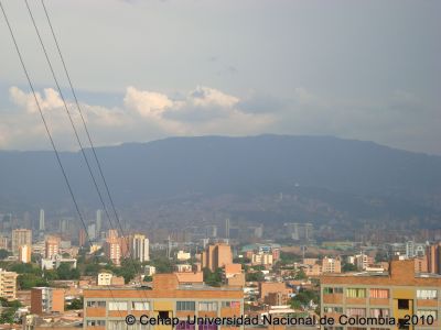 Viviendas y edificios en el Barrio Calasanz de Medellin
Cehap, 2010
Palabras clave: Barrio Calasanz