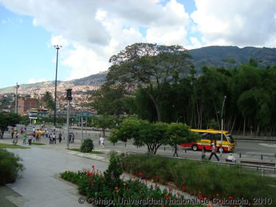 Adecuacion de andenes y espacio publico en los alrededores del Parque Explora
Cehap, 2010
Palabras clave: Parque Explora