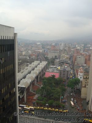 Panoramica de Estación Parque de Berrio del Metro de Medellin
Cehap, 2010
Palabras clave: Edificios Centro de Medellin