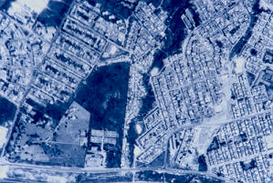  Fotografia aerea del asentamiento La Candelaria, Medellin
PEVAL 1984
Palabras clave: MEJORAMIENTO LA CANDELARIA