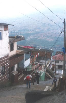 Morfologias fisico espaciales
CEHAP 1996
Palabras clave: MORFOLOGIAS ESPACIALES