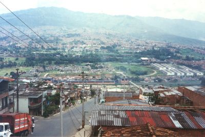 Morfologia urbana sector aledaño a estacion del metro 
CEHAP 1996
Palabras clave: Paisaje urbano morfologia