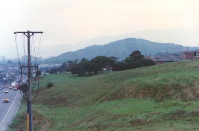 Paisaje urbano norte (propuesta de adecuacion Parque de la Paz)
CEHAP 1996
Palabras clave: Vias accesos