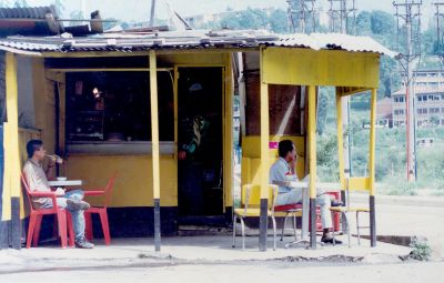 Tienda de barrio
CEHAP 1996
Palabras clave: ECONOMIA