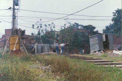 Adecuaciones en sendero peatonal 
CEHAP 1996
Palabras clave: Acceso peatonal
