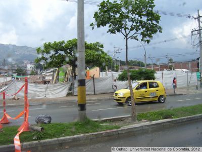 Obras para la adecuacion de Metroplus en cercanias de la Universidad de Antioquia
Cehap, 2012
Palabras clave: Metroplus Infraestructura