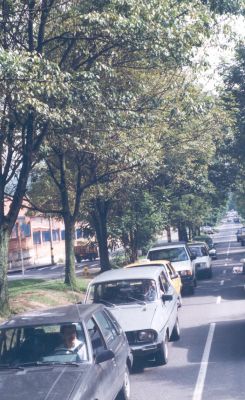 Flujo vial Avenidad Bolivariana Medellin 
CEHAP 1999
Palabras clave: VIALIDAD TRANSITO INFRAESTRUCTURA VIAL