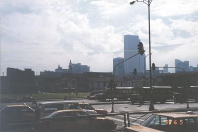 Avenida  Oriental
CEHAP 1999
Palabras clave: AVENIDAS INTERCAMBIO VIAL