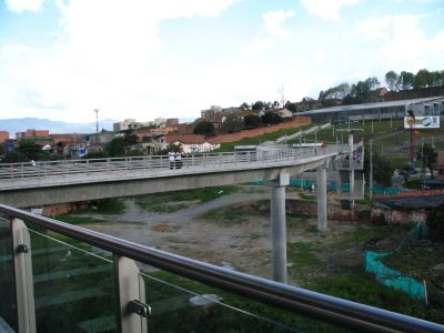 Puente peatonal que comunica estacion metro San javier con parque biblioteca del mismo nombre
SSENIA SALAZAR MALDONADO 2008
Palabras clave: PUENTES PEATONALES SAN JAVIER MOVILIDAD