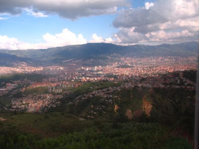 Panoramica Medellin 
SENIA SALAZAR MALDONADO 2008

Palabras clave: PANORAMICAS MEDELLIN METROCABLE