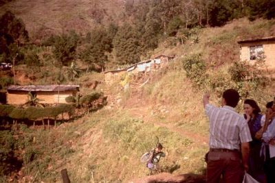 Reconocimiento del área de estudio, Cerro Pan de Azúcar
CEHAP, 1996
Palabras clave: PAN DE Azucar MEDELLIN
