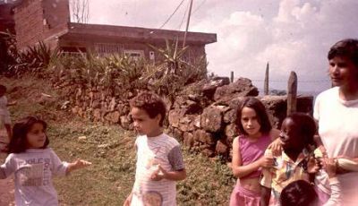 Habitantes de barrios aledaños al Cerro Pan de Azúcar
CEHAP, 1996
Palabras clave: PAN DE Azucar