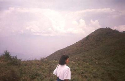 Recorriendo el cerro Pan de Azúcar
CEHAP, 1996
Palabras clave: PAN DE Azucar