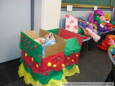 Regalos para los niños de Pinares de Oriente
CEHAP, 2009
Palabras clave: PINARES DE ORIENTE
